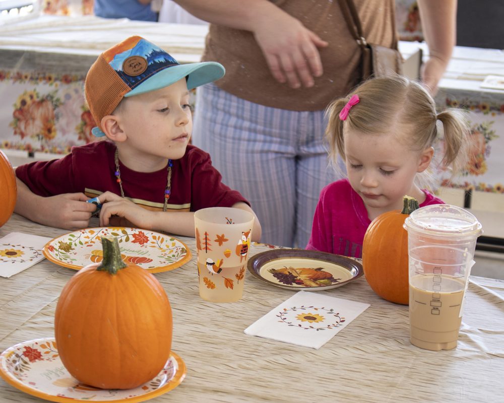 Children at the Oil Museum